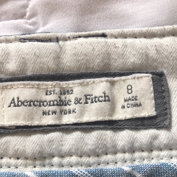 Abercrombie & Fitch shorts - Picture 3 of 3